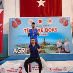 Aydınlı boksörlerden Türkiye şampiyonasında çifte madalya 7 Aydınlı boksörlerden Türkiye şampiyonasında çifte madalya