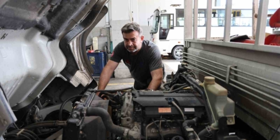 Aydınlı bunaltıcı sıcağı iş kapısı oldu