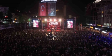 Büyükşehir, 19 Mayıs Bayramı’nı 40 bin Aydınlıyla kutladı 46 Büyükşehir, 19 Mayıs Bayramı’nı 40 bin Aydınlıyla kutladı