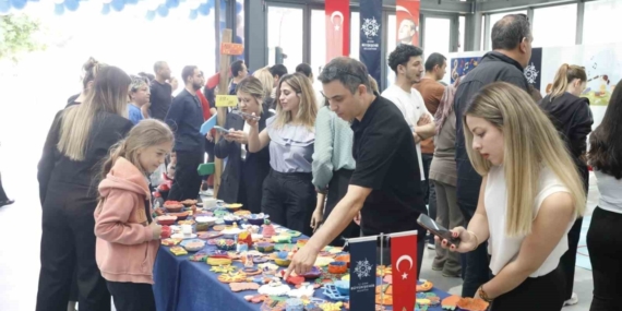 Büyükşehir’in özel öğrencileri, eserlerini görücüye çıkardı