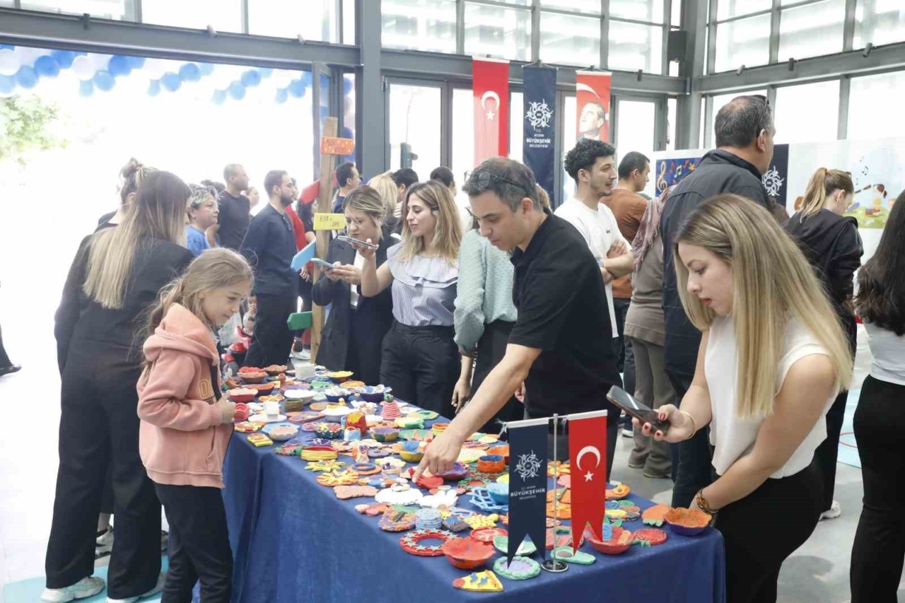 buyuksehirin ozel ogrencileri eserlerini gorucuye cikardi 7fe295e22872