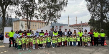 Çine’de Anaokulu öğrencilerine trafik eğitimi verildi