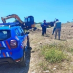 Didim’de kaçak kazı yapan 3 şahıs suçüstü yakalandı 1 Didim’de kaçak kazı yapan 3 şahıs suçüstü yakalandı