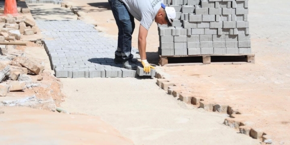 Didim’de yol yapım çalışmaları tüm hızıyla sürüyor