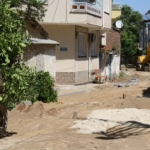 Direcik Mahallesi’nde belediye ekipleri iş başı yaptı 5 Direcik Mahallesi’nde belediye ekipleri iş başı yaptı