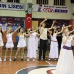 Efeler’de Uluslararası Halk Dansları Festivali gerçekleştirildi 7 Efeler’de Uluslararası Halk Dansları Festivali gerçekleştirildi