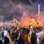 Galatasaray’ın şampiyonluğu Aydın’da coşkuyla kutlandı 5 Galatasaray’ın şampiyonluğu Aydın’da coşkuyla kutlandı