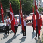 Gençlerin gösterileri ayakta alkışlandı 8 Gençlerin gösterileri ayakta alkışlandı