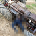 Germencik’te devrilen traktörün altında kalan şahıs hayatını kaybetti 7 Germencik’te devrilen traktörün altında kalan şahıs hayatını kaybetti