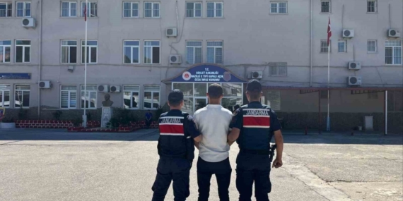 Hırsızlık suçundan aranan şahıs Nazilli’de yakalandı