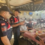 Jandarma Efeler’de denetimlerine devam ediyor 1 Jandarma Efeler’de denetimlerine devam ediyor