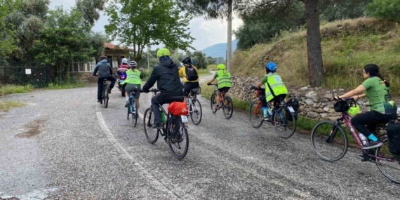 Jandarmadan bisikletçilere güvenlik desteği