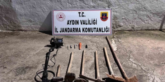 Kaçak kazı yaparken suçüstü yakalandılar