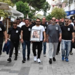 Kansere yenik düşen şarkıcı Şimal, Kuşadası’nda son yolculuğuna uğurlandı 1 Kansere yenik düşen şarkıcı Şimal, Kuşadası’nda son yolculuğuna uğurlandı