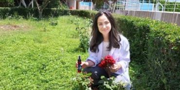 Karya Farma HBX Ar-Ge, gülü labortuvara aldı, gülün frekansı tıp dünyasında kullanılacak 41 Karya Farma HBX Ar-Ge, gülü labortuvara aldı, gülün frekansı tıp dünyasında kullanılacak