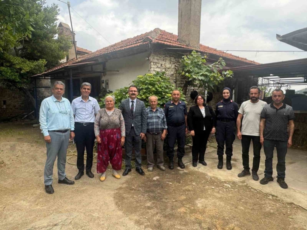 kaymakam ates sehit ailesi ile gorustu e7502743bf79