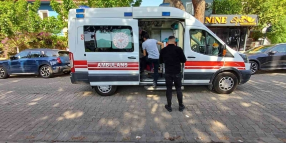 Kendine zarar vermek istedi, polis ekipleri zamanında müdahale etti