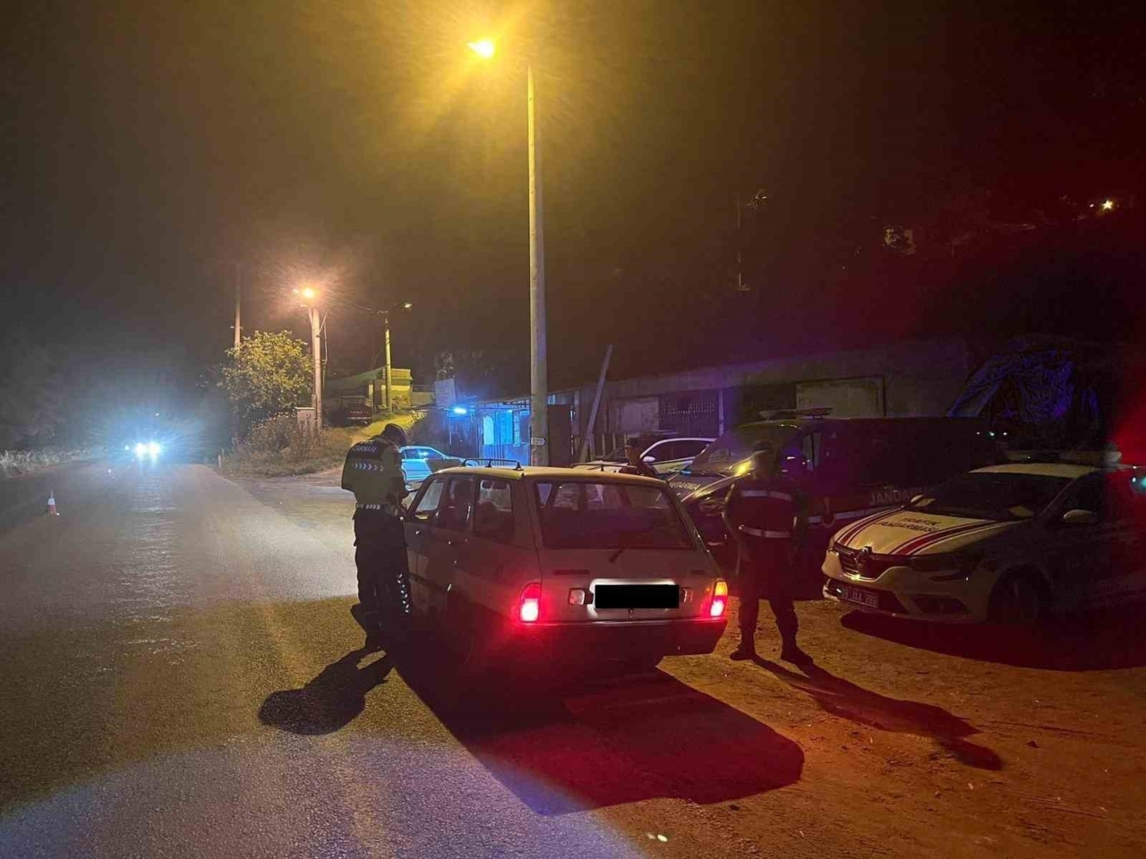 Köşk’te şok trafik uygulaması: 22 sürücüye 45 bin lira ceza