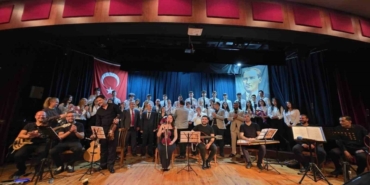 Kültür Sanat Festivali’nde Türk Sanat Müziği ezgileri yankılandı 6 Kültür Sanat Festivali’nde Türk Sanat Müziği ezgileri yankılandı