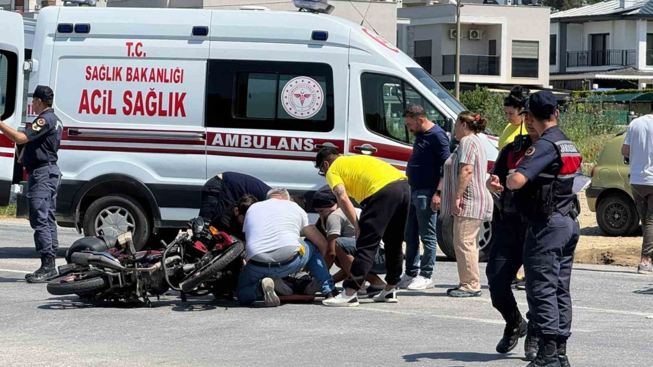 kusadasinda motosiklet kazasi 2 yarali 57a998c6593a