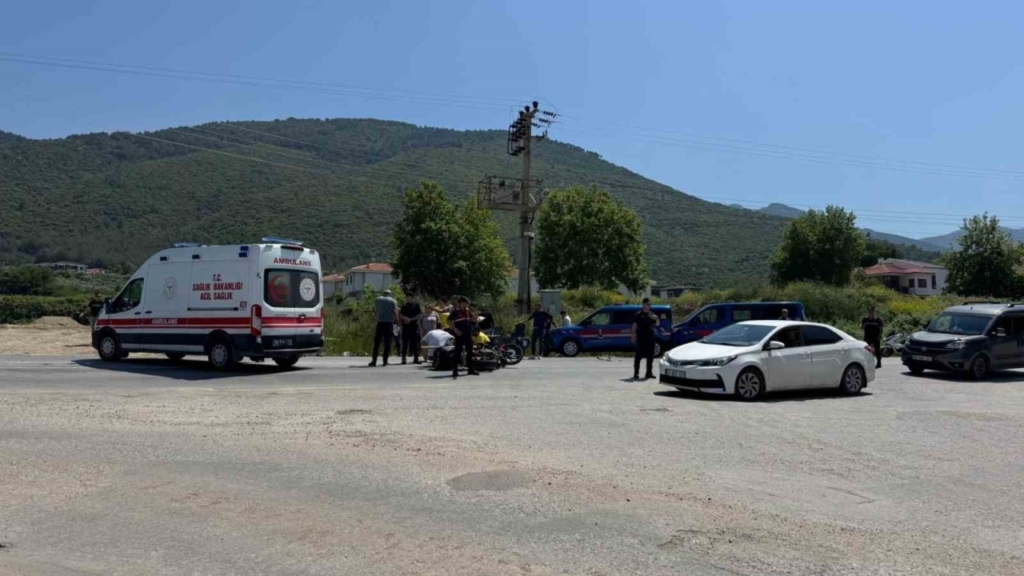 kusadasinda motosiklet kazasi 2 yarali 91829ad2c50f