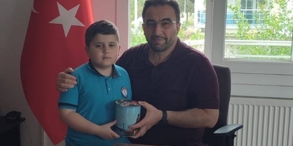 Minik yürekten büyük bağış