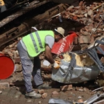 Nazilli’de metruk binalar yıkılıyor 3 Nazilli’de metruk binalar yıkılıyor