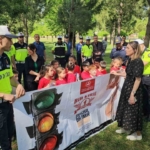 Nazilli’de minikler trafik kurallarını uzmanlarından öğrendi 5 Nazilli’de minikler trafik kurallarını uzmanlarından öğrendi