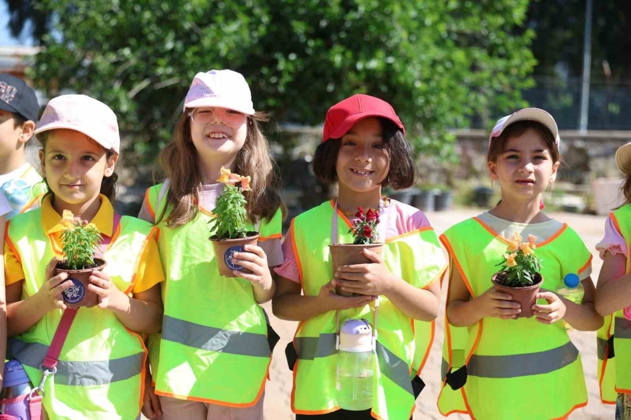 ogrenciler baskan cercioglu ile doga sevgisini ogreniyor 6a47d56cf8ba