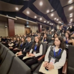 Öğrencilerin yasa teklifi oy birliğiyle kabul edildi 2 Öğrencilerin yasa teklifi oy birliğiyle kabul edildi