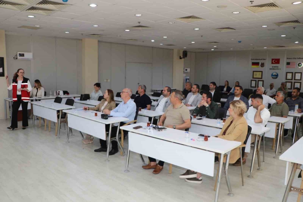 Söke Belediyesi Meclis Üyelerine “Kadına Şiddet” Farkındalık Eğitimi Verildi