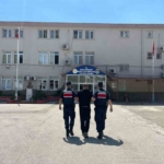 Suç makinesi bağ evinde yakalandı 1 Suç makinesi bağ evinde yakalandı