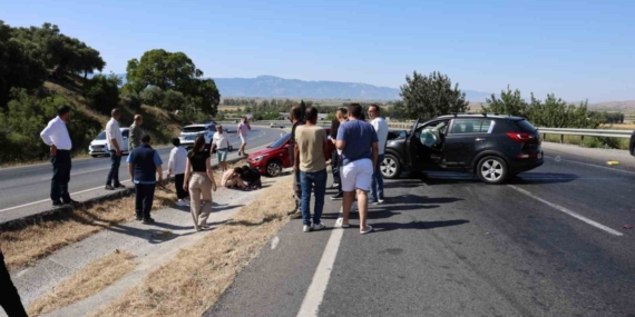 Tankerden dökülen balık yağı karayolunu savaş alanına çevirdi