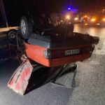 Tofaş otomobil kağıt gibi ezildi: 1 yaralı 6 Tofaş otomobil kağıt gibi ezildi: 1 yaralı