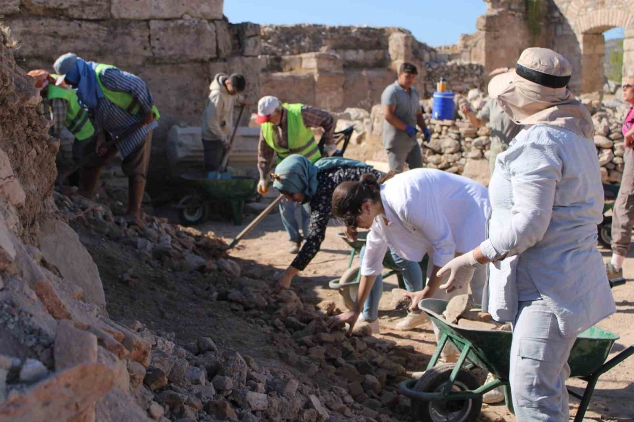 Tralleis Antik Kenti’nde 2025 yılı kazıları başladı