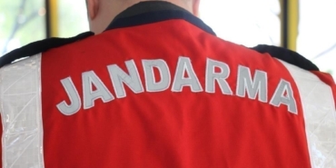 Uyuşturucu etkisi ile araç kullanırken jandarmaya yakalandı 42 Uyuşturucu etkisi ile araç kullanırken jandarmaya yakalandı
