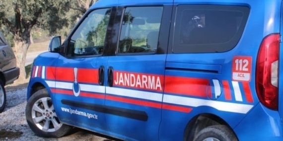 Yol kenarında darp edilmiş ve bıçaklanmış halde bulundu