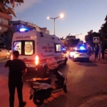 Yola fırlayan kedi kazaya neden oldu: 1 yaralı 1 Yola fırlayan kedi kazaya neden oldu: 1 yaralı