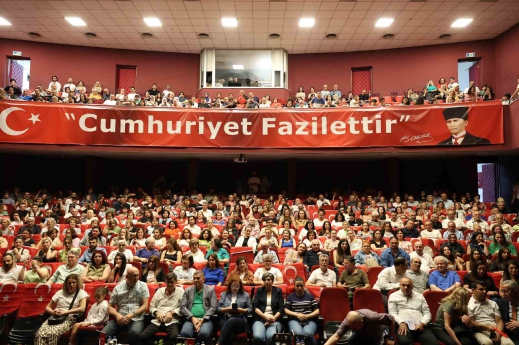 aydin buyuksehir belediyesi sair nazim hikmeti andi 9fabee14dc31