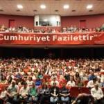 Aydın Büyükşehir Belediyesi, şair Nazım Hikmet’i andı 3 Aydın Büyükşehir Belediyesi, şair Nazım Hikmet’i andı