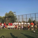 Babaları sahada çocuklar ise tribünde ter döktü 3 Babaları sahada çocuklar ise tribünde ter döktü