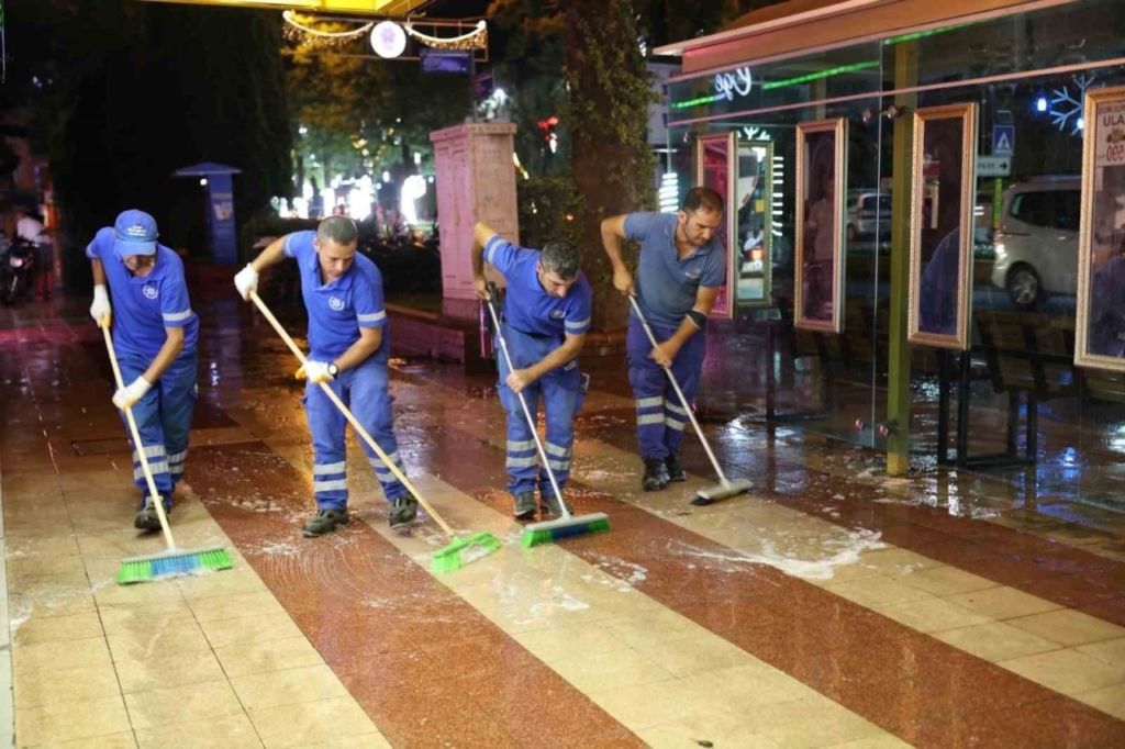 baskan cercioglu piril piril bir aydin icin gece gunduz demeden calisiyoruz f48a1a9922fc