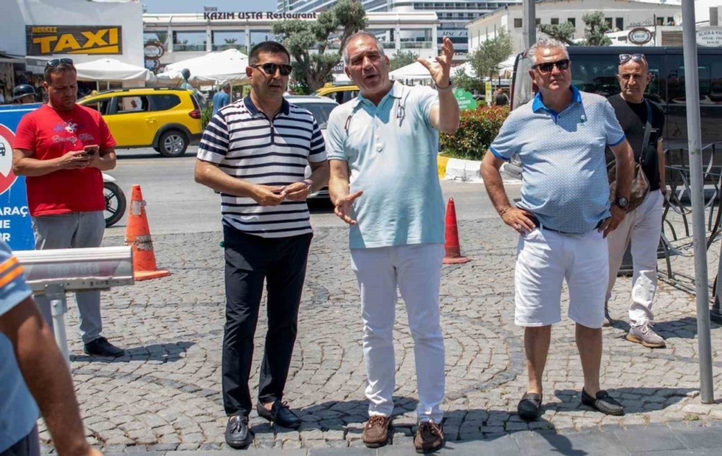baskan omer gunelden turistik carsi esnafi ile bir araya geldi 6834c218b186