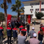 Buharkent’te domates fideleri üreticilere teslim edildi 1 Buharkent’te domates fideleri üreticilere teslim edildi