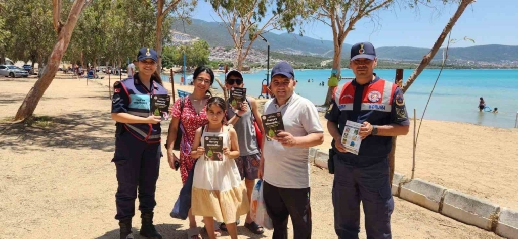 didimde jandarma ekipleri vatandaslari orman yanginlarina karsi bilinclendirdi 88c2565660ab