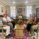 Kaymakam Doğru, il birincisi olan öğrencileri ödüllendirdi 1 Kaymakam Doğru, il birincisi olan öğrencileri ödüllendirdi