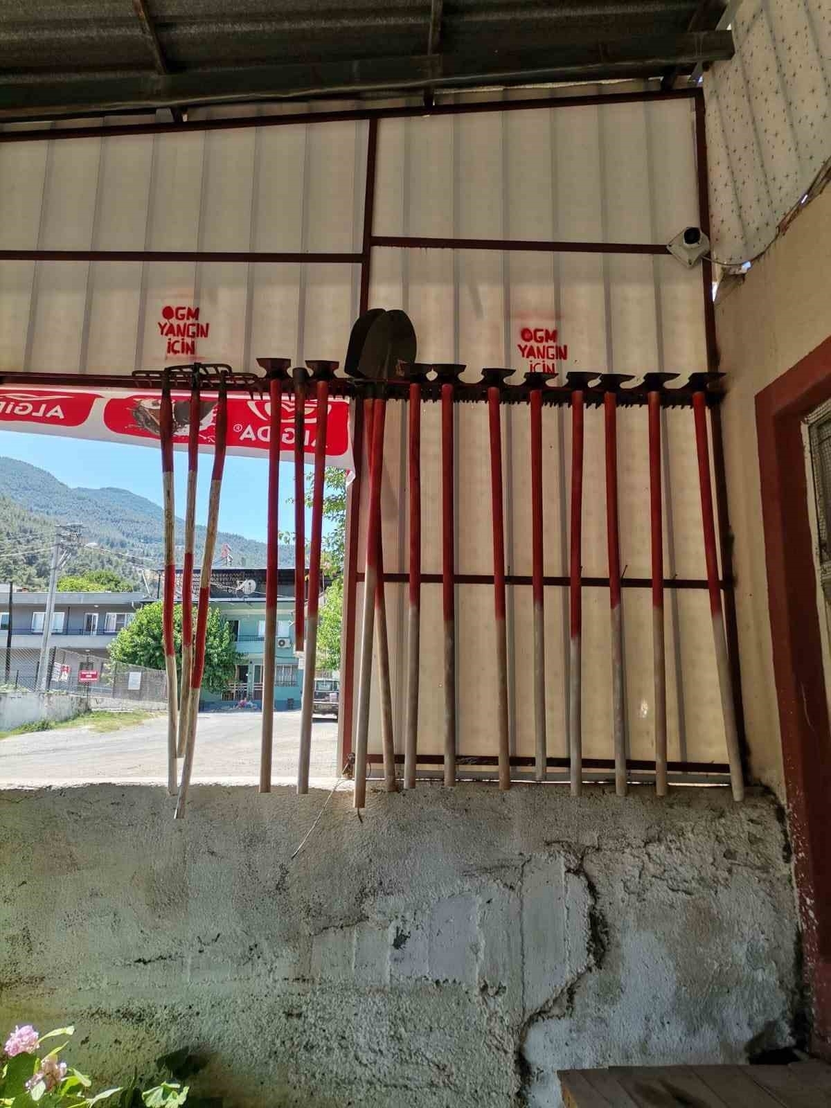 Kaymakam Gündoğdu’dan örnek muhtara teşekkür belgesi