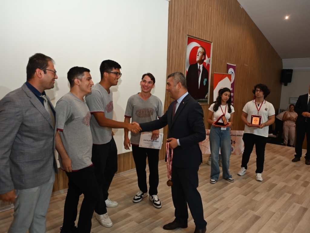 kusadali ogrenciler matematik olimpiyatlarinda il birincisi oldu a1dc54f133ce