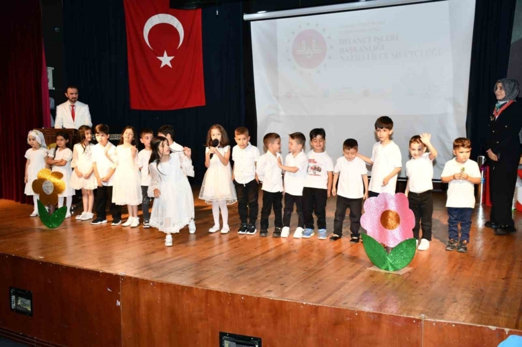 nazillide miniklerden yil sonu programi 17be5ba813c5