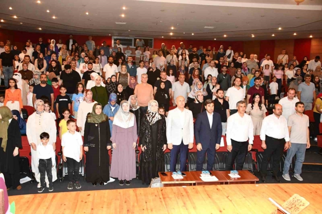 nazillide miniklerden yil sonu programi ddaf8eb33348